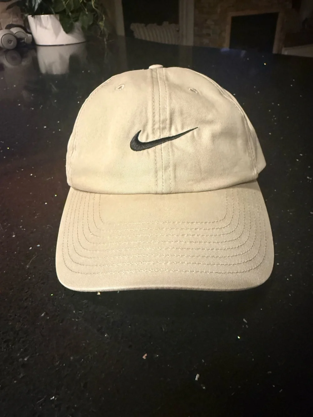 Nike Tiger Woods Golf Men’s Tan Swoosh Baseball Cap